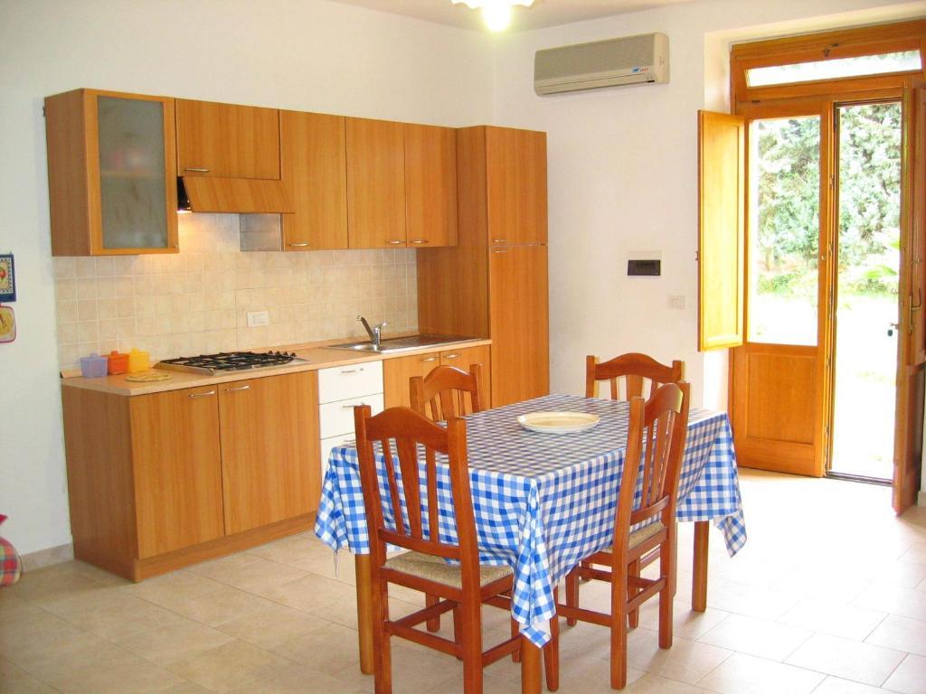 Agriturismo Torre Del Golfo Cropani Habitación foto